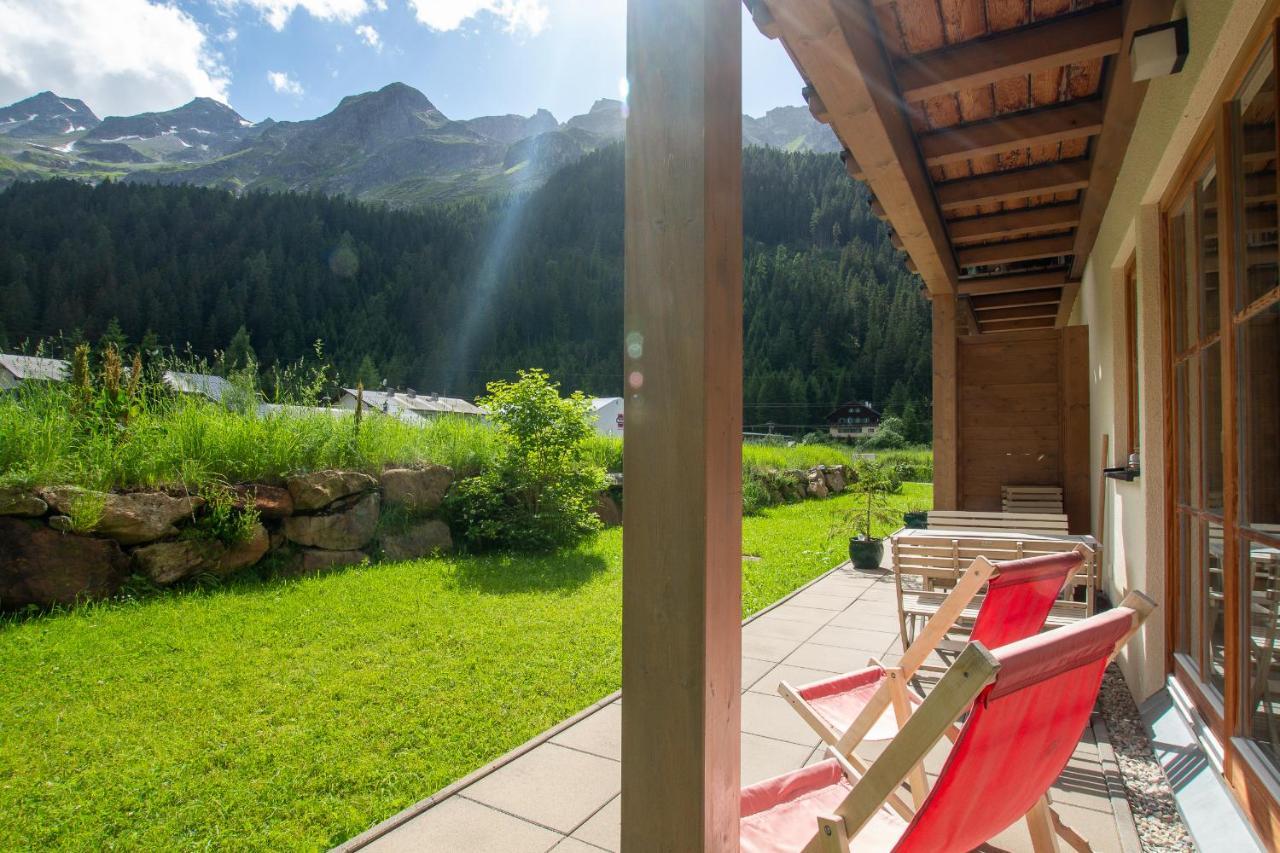 Tauerndorf Enzingerboden Ski In&Out - Steinbock Lodges Luaran gambar