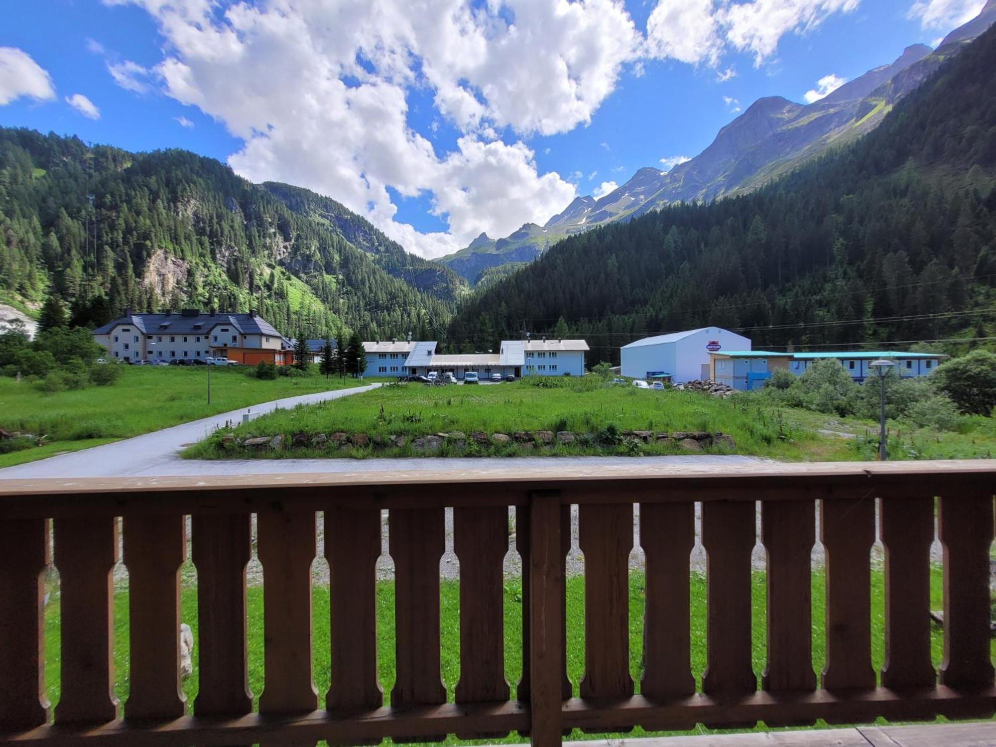 Tauerndorf Enzingerboden Ski In&Out - Steinbock Lodges Bilik gambar